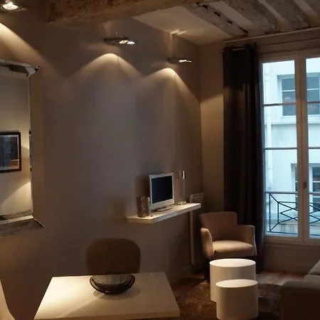Luxury One Bedroom Paris Center